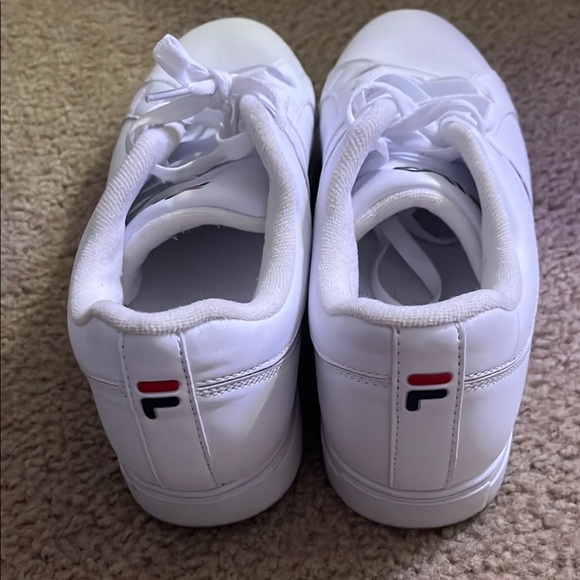 Fila White Men’s Casual Sneakers - Picture 4 of 5